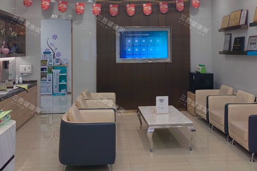深圳正夫口腔华强北旗舰店环境图
