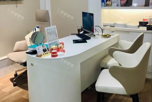深圳登特口腔牙齿治疗商谈室