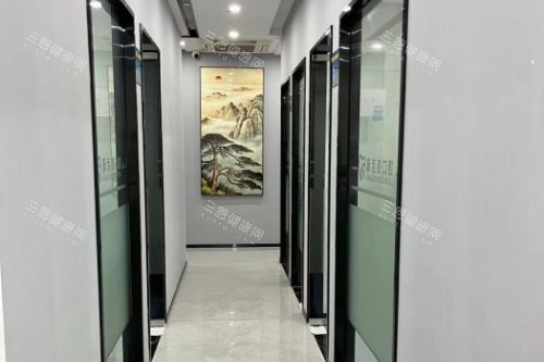 深圳康齿德口腔诊所走廊