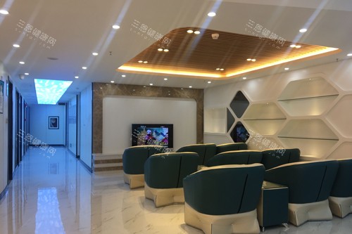 深圳格伦菲尔口腔沙井欢乐城店休息区图 深圳格伦菲尔口腔沙井欢乐城店休息区图