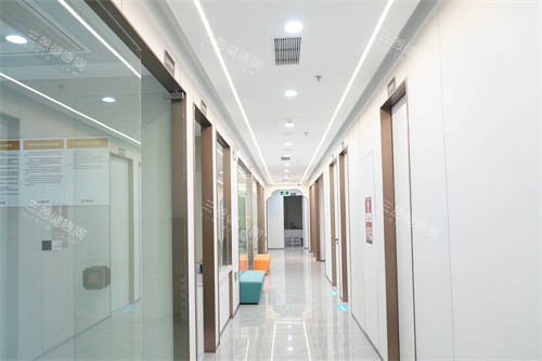 深圳莞嘉口腔走廊