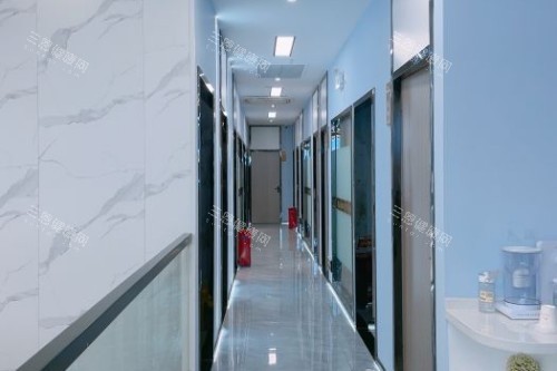 深圳美博森口腔(上塘分院)走廊 深圳美博森口腔(上塘分院)走廊