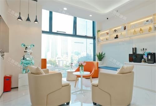 深圳优悦口腔沙发区 深圳优悦口腔沙发区