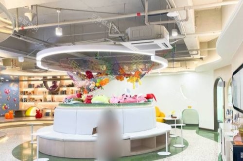 深圳护芽亲子口腔等候区 深圳护芽亲子口腔等候区