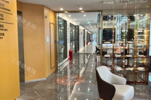 深圳新浩口腔诊区走廊环境