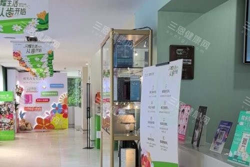 深圳美萊口腔周煒醫生種牙點樣？近30年口腔臨床經驗，擅長高難度種牙，深港兩地好出名