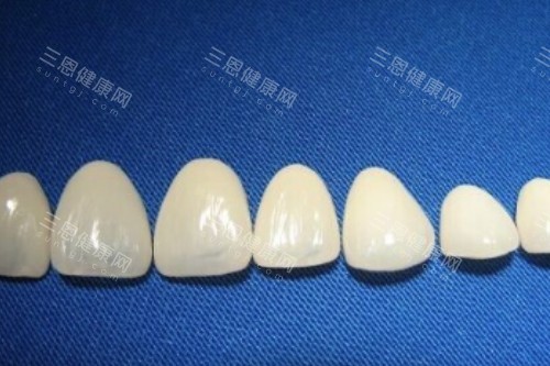 牙冠卡通模型图