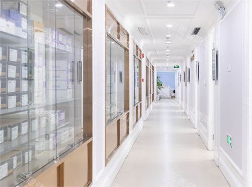 深圳登特口腔走廊
