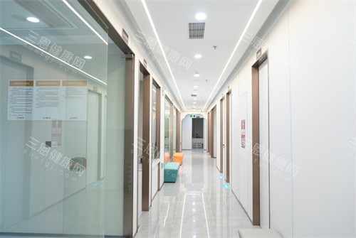 深圳莞嘉口腔走廊照片 深圳莞嘉口腔走廊照片