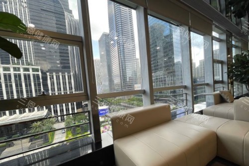 深圳新浩口腔點樣？福田CBD二級專科醫院|德系技術|博碩醫生團隊實力強